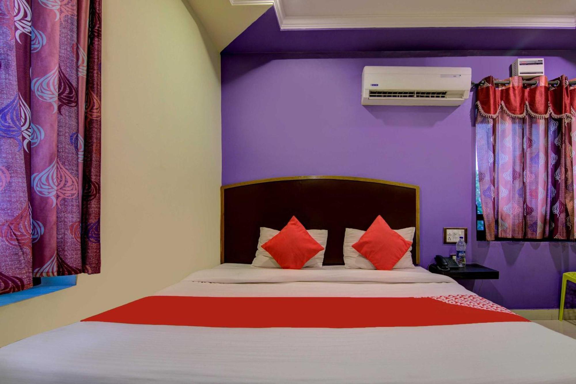Hotel O K S N Residency Pedda Waltair Exterior foto
